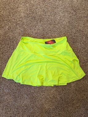 NWT Santiny Neon Green Skort - XL